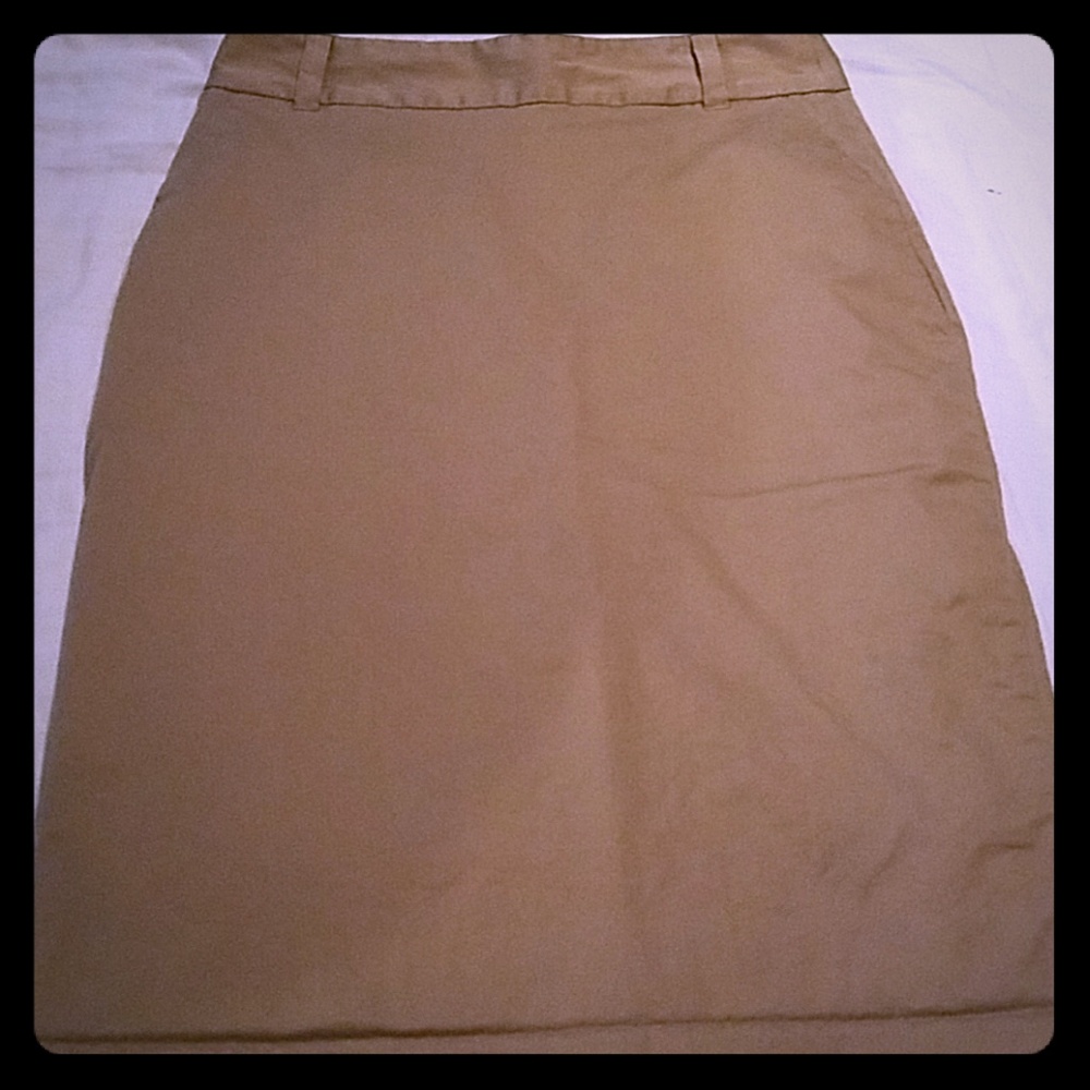 Banana Republic khaki skirt